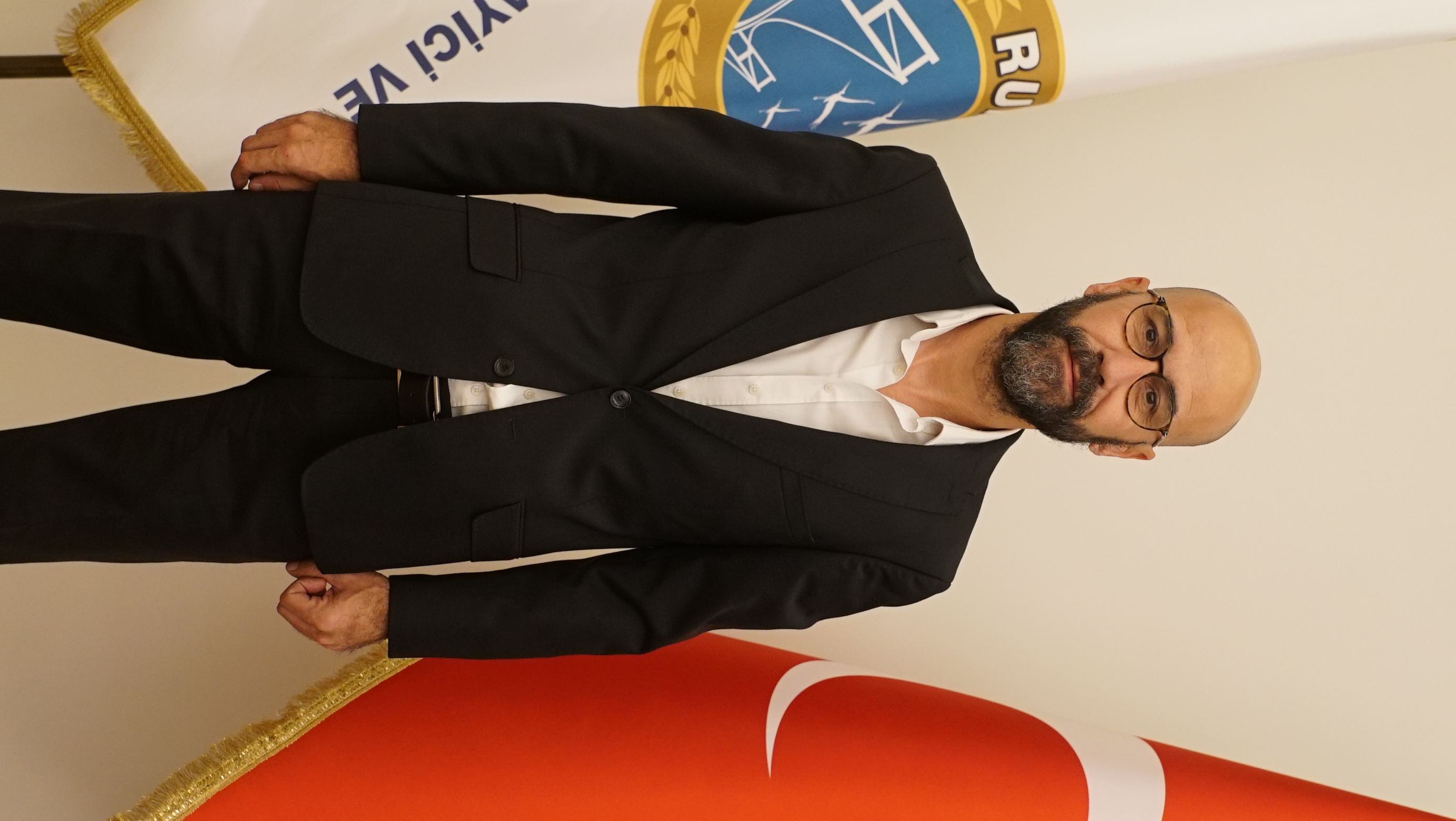 HAKAN TEZELLİ
