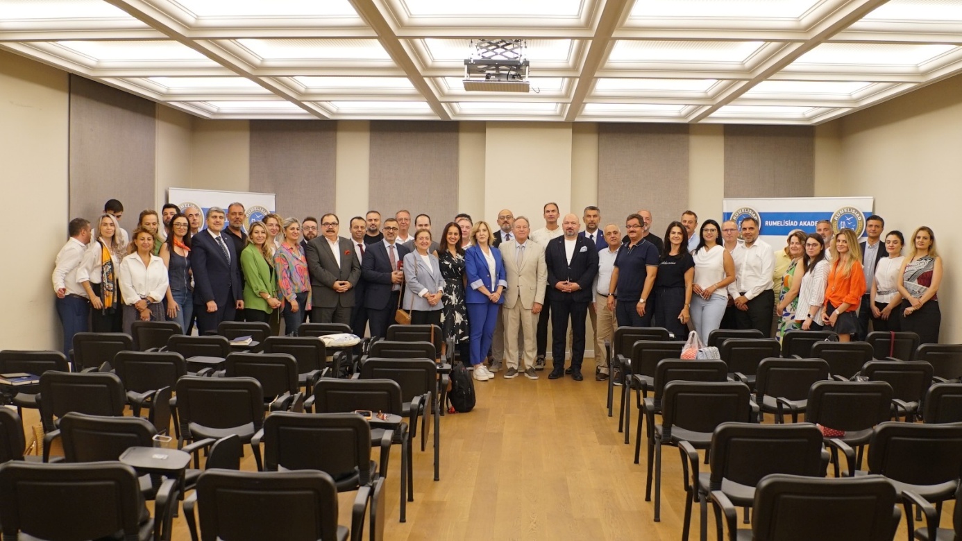 PAZARTESİ AKADEMİ