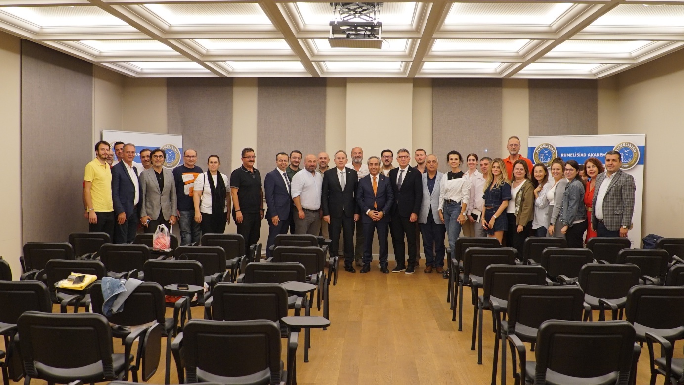 PAZARTESİ RUMELİSİAD AKADEMİ