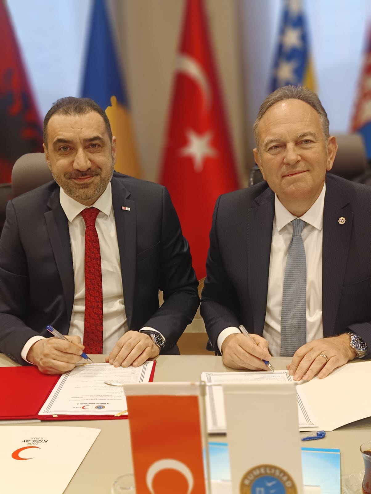 RUMELİSİAD İLE TÜRKİYE KIZILAY DERNEĞİ BURSA İL MERKEZİ BAŞKANLIĞI ARASINDA YAPILAN İŞBİRLİĞİ PROTOK