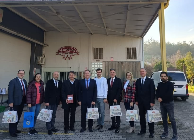 RUMELİSİAD olarak, değerli üyemiz Kardelen Kestane Şekeri firma ortağı Sn.Tolga Akgün’ü ofisinde ziy