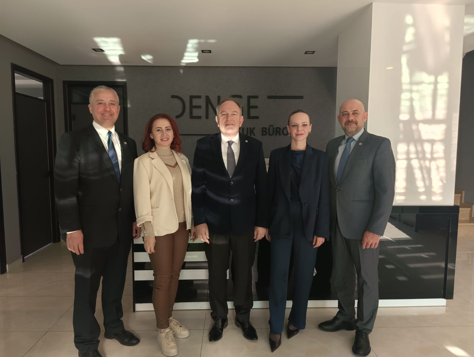 RUMELİSİAD ÜYE ZİYARETİ: ESRA AYDIN EKİCİRUMELİSİAD olarak, ailemize yeni katılan Denge Hukuk Bürosu