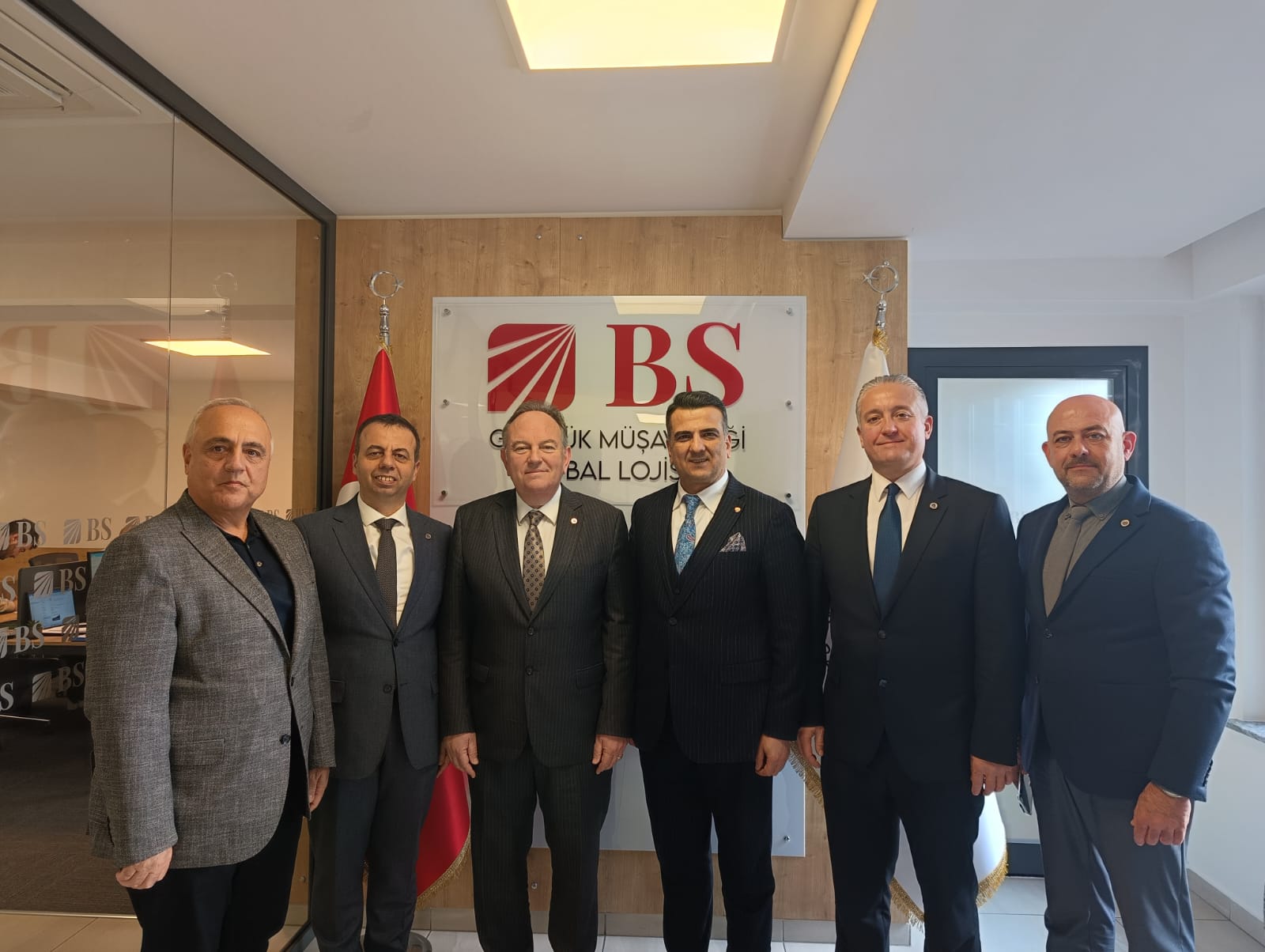 RUMELİSİAD’DAN DEĞERLİ ÜYEMİZE ZİYARETRUMELİSİAD Yönetim Kurulu olarak, değerli üyemiz Sn. BS Gümrük
