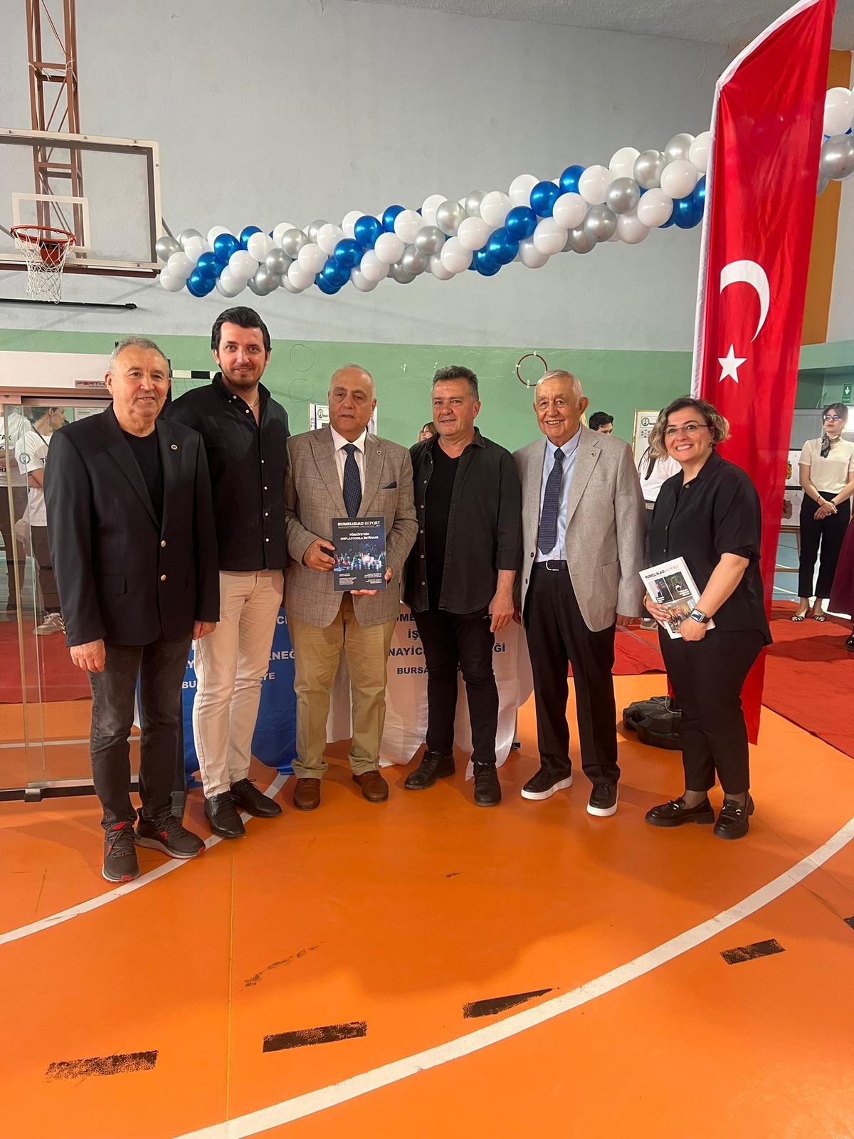 TÜBİTAK 4006 Bilim Fuarı’na Katılım SağladıkRumelisiad Meslek Edindirme Komitesi olarak pilot okulla